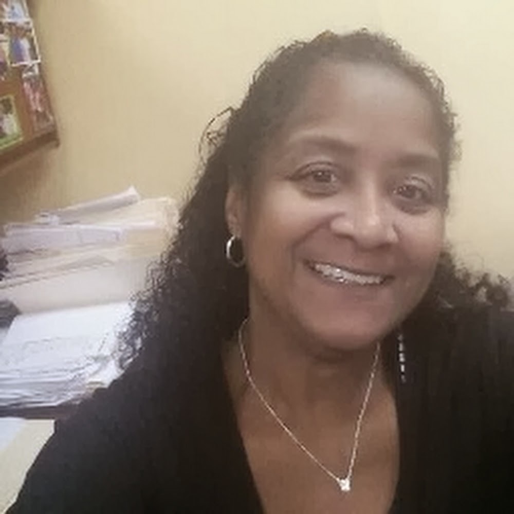 Meet your Posher, Ramona